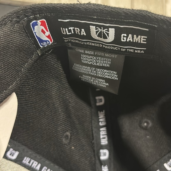 Ultra Game NBA Chicago Bulls Black Adjustable Snapback black cap / hat - Picture 5 of 6